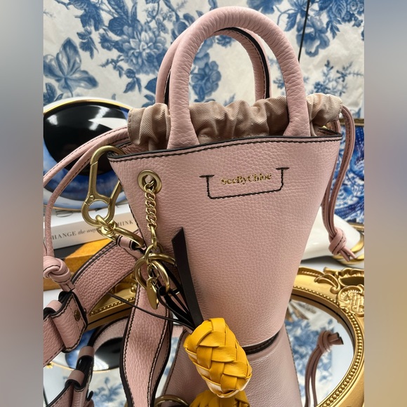 🆕 SEE BY CHLOE 🧿 NWOT LEATHER MINI CECILYA PINK BUCKET BAG - Picture 3 of 15